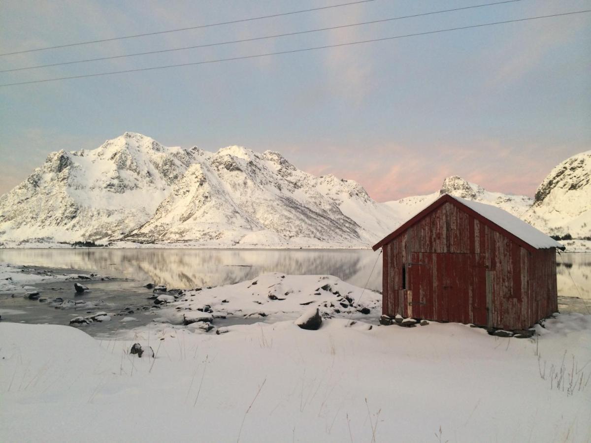 Flo Lofoten Nature Escape Valberg 外观 照片