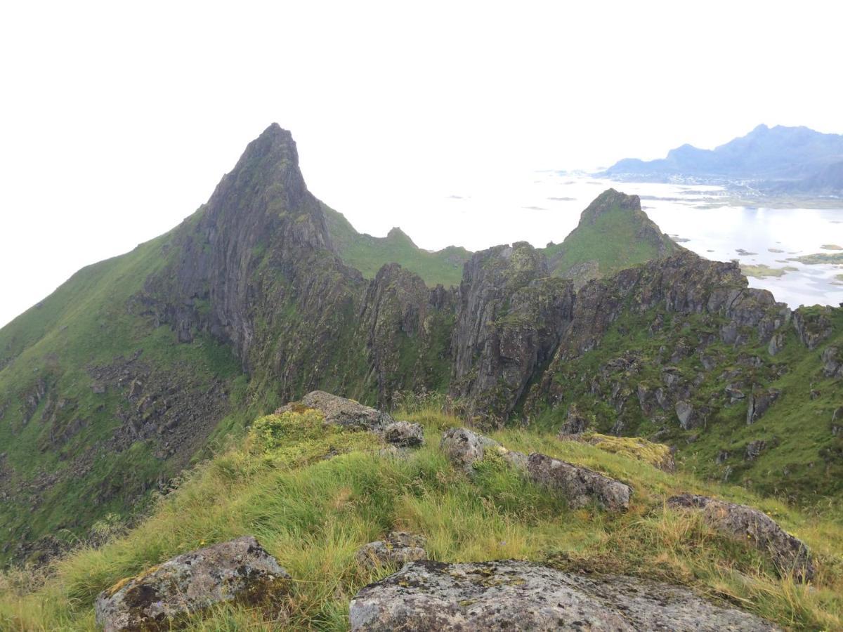 Flo Lofoten Nature Escape Valberg 外观 照片