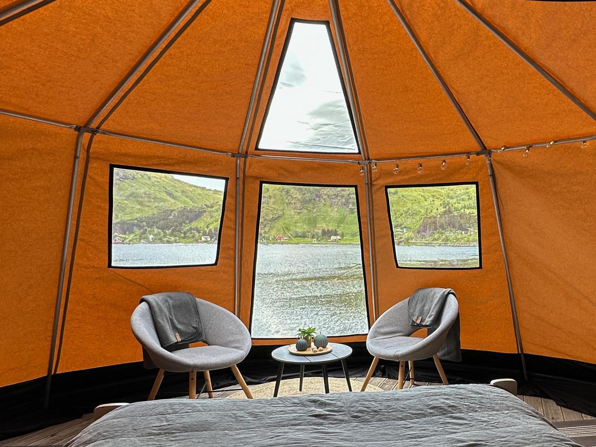 Flo Lofoten Nature Escape Valberg 外观 照片
